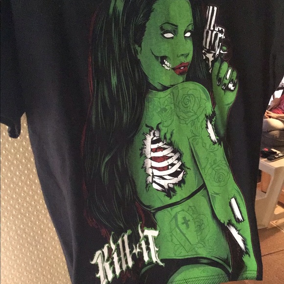 Zombie Tease n Tell - Picture 3 of 10